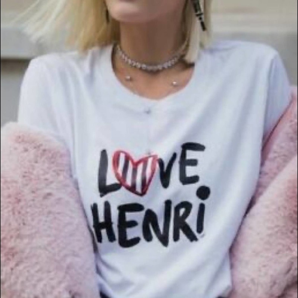 Henri Bendel “Love Henri” white T-shirt sz S/M